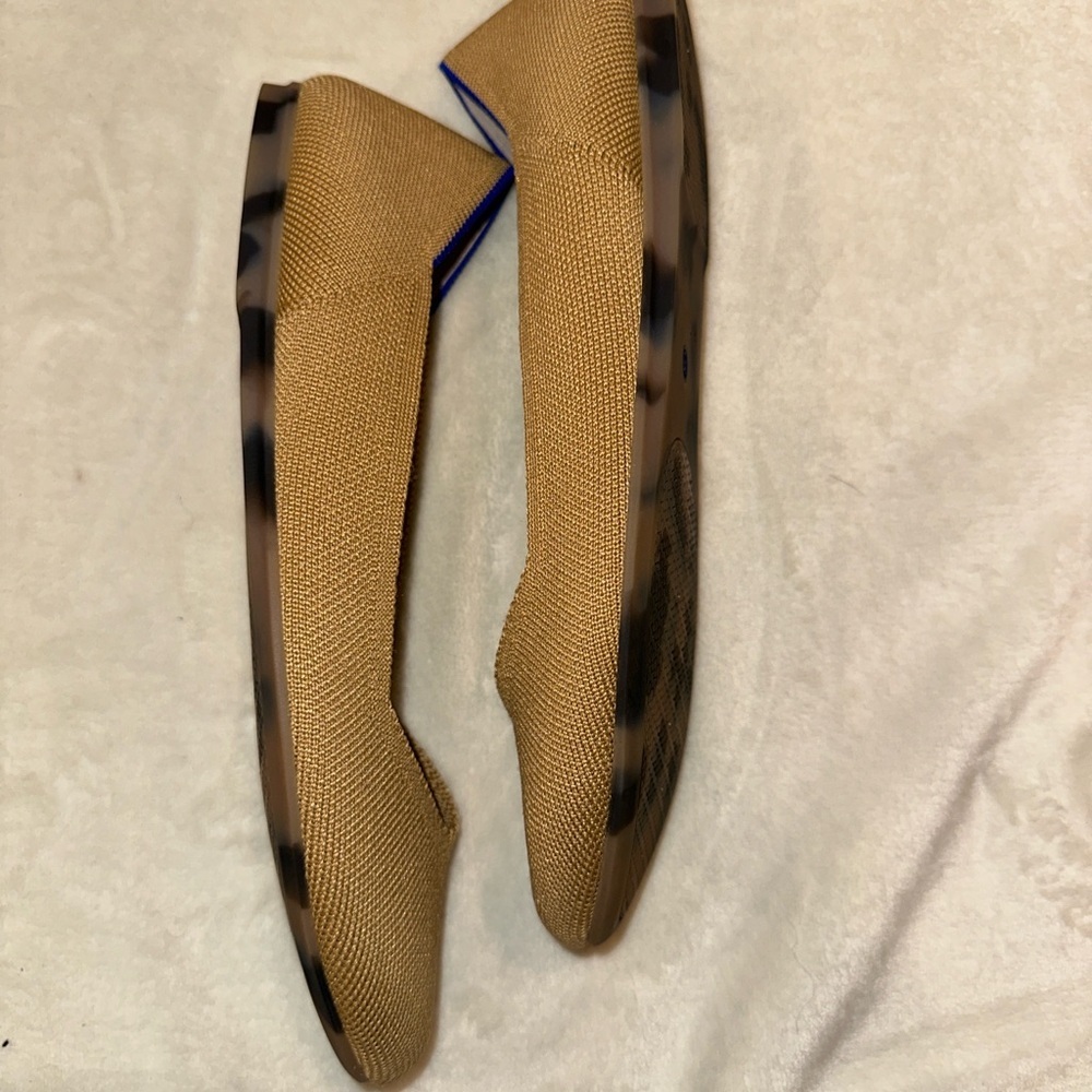 Rothy’s Tan Round Toe Flats Women’s 9.5 - Picture 2 of 6